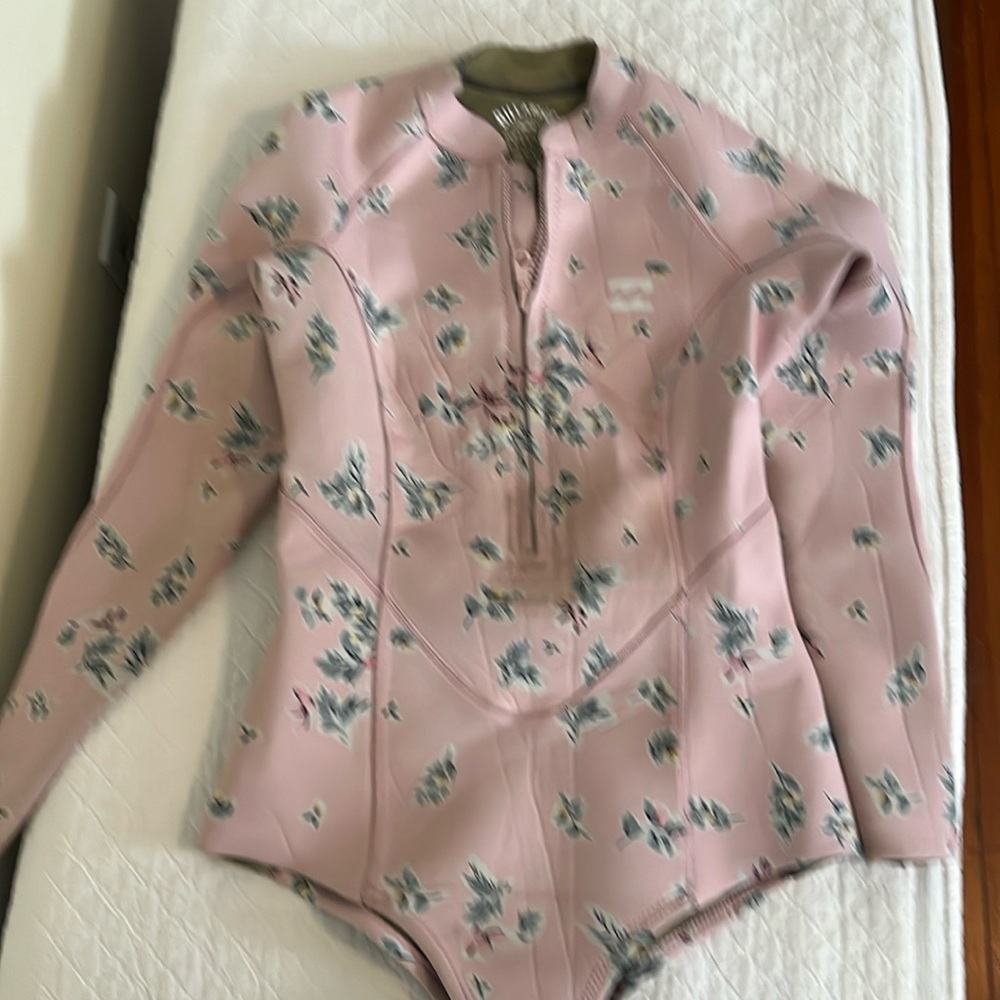 Billabong spring suit/ wetsuit size 8